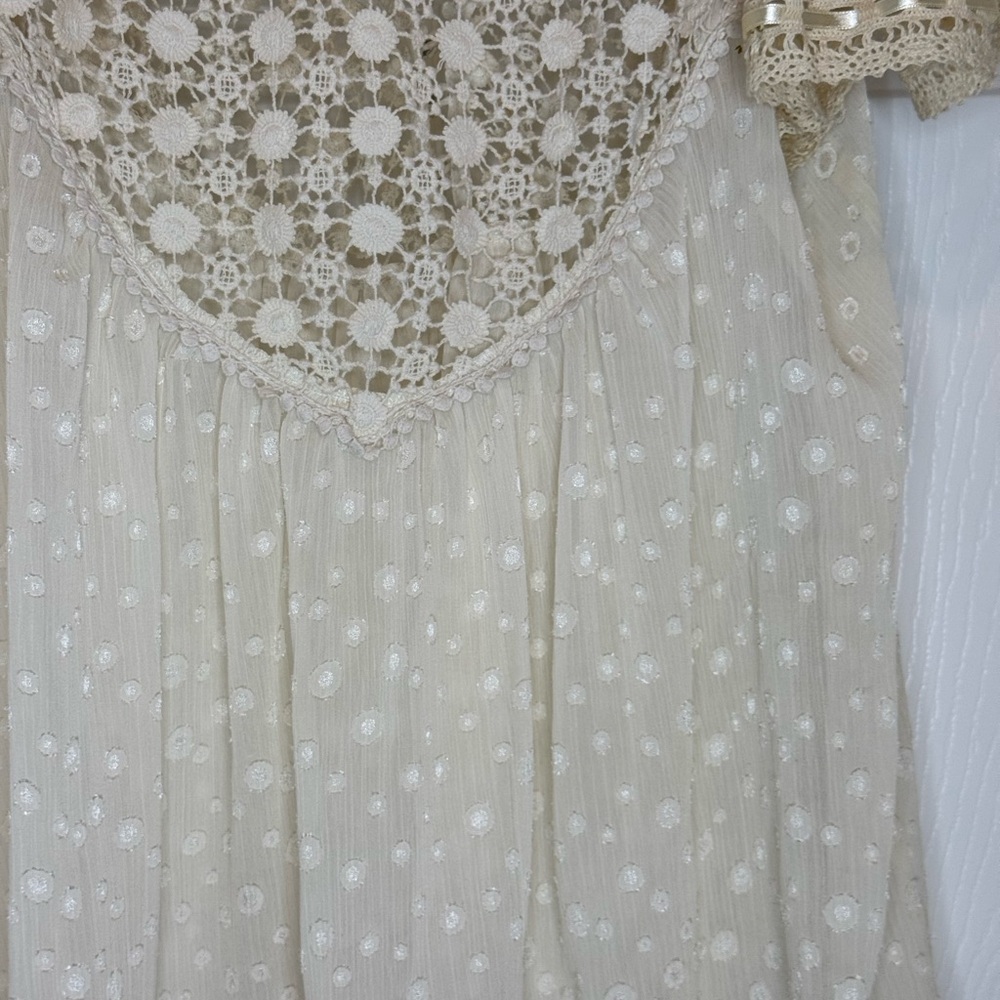 Lilly Mason Bohemia Style Dress Size M Women's with Dip-Dye Cream and Beige Lace - Picture 8 of 11